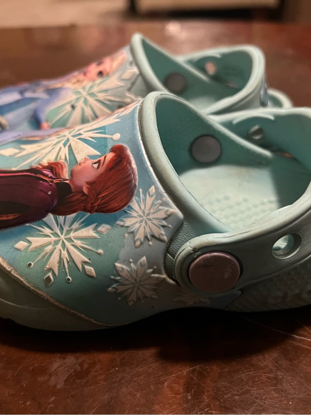 CROCS Kids Light Blue Frozen Character Clogs